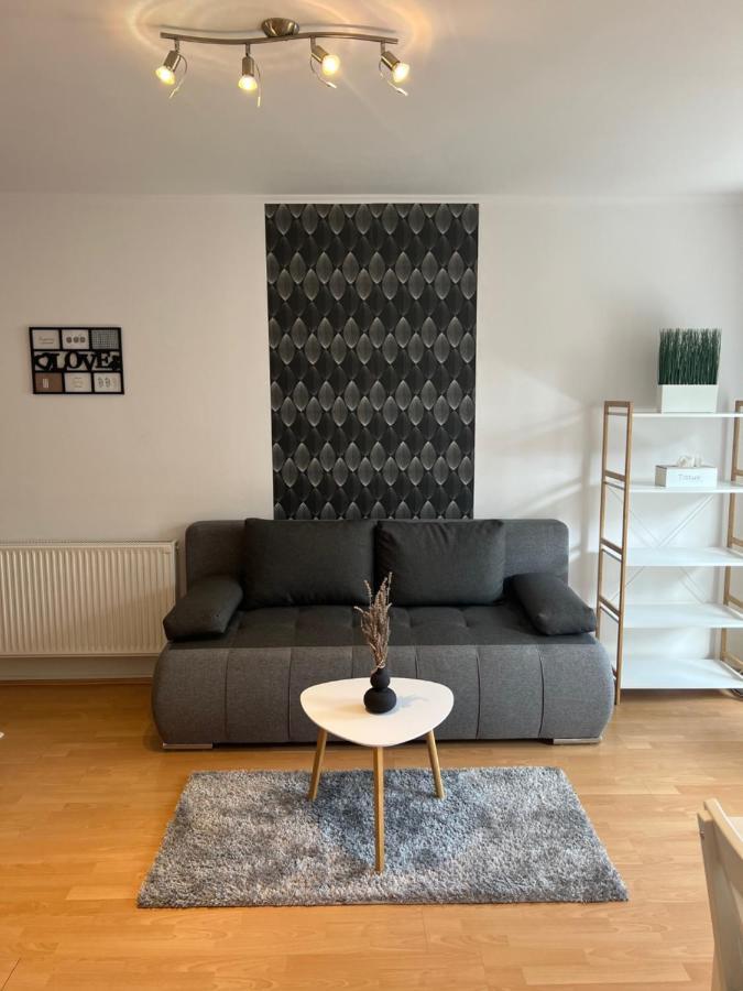 Belvárosi apartman Eger Esterno foto