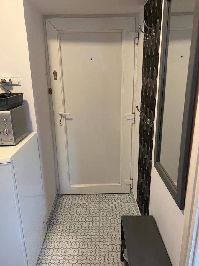 Belvárosi apartman Eger Esterno foto