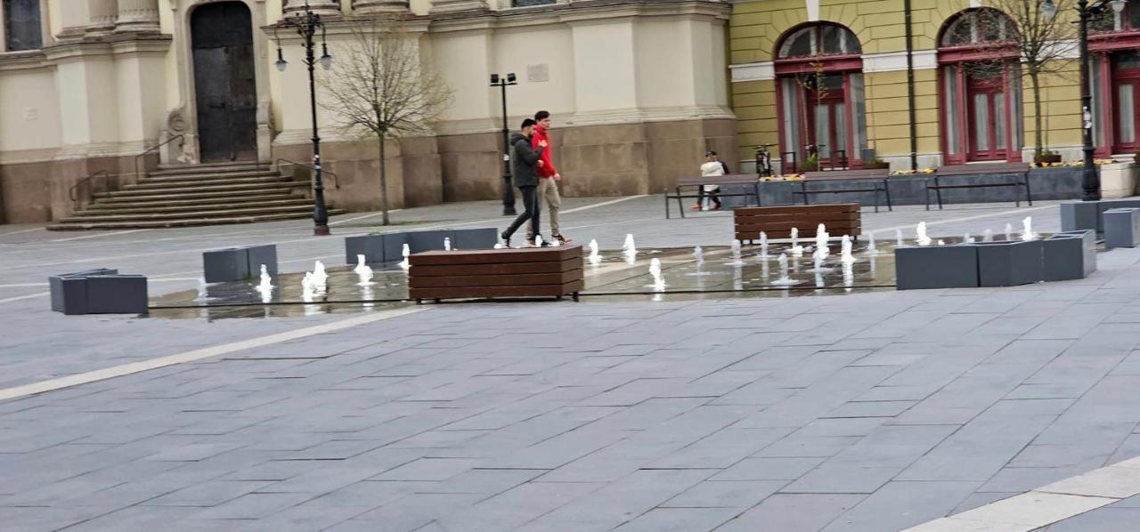 Belvárosi apartman Eger Esterno foto